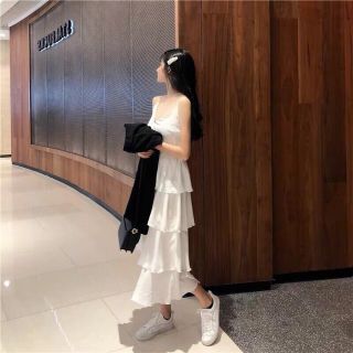 Váy dây xếp li tầng bo chun