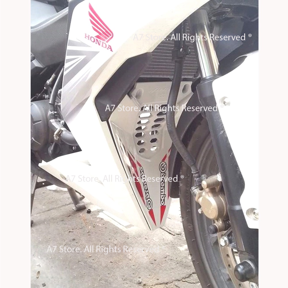 Tam Giác Chắn Bùn Winner 150cc V1 - TEM NGẪU NHIÊN