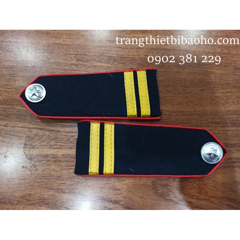 Cầu vai nền xanh đen, viền đỏ, gạch vàng sao bạc (1 cặp)