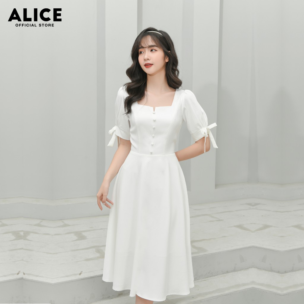 Đầm Thiết Kế Trắng Dự Tiệc ALICE Dáng Xòe Xếp Ly Cổ Vuông Tay Bồng Thắt Nơ Đính Cúc Ngực Trang Trí Thanh Lịch V678