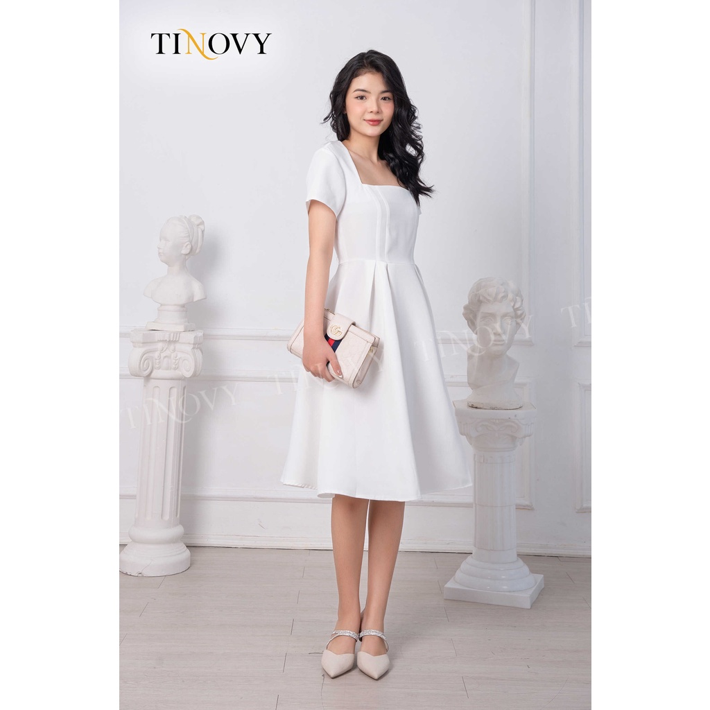 Đầm Xếp Ly Cổ Vuông TINOVY D22610