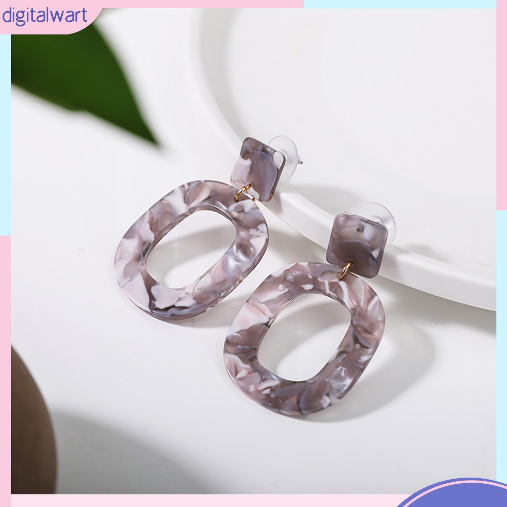 Khuyên tai dáng tròn rỗng phong cách thời trang cho nữ