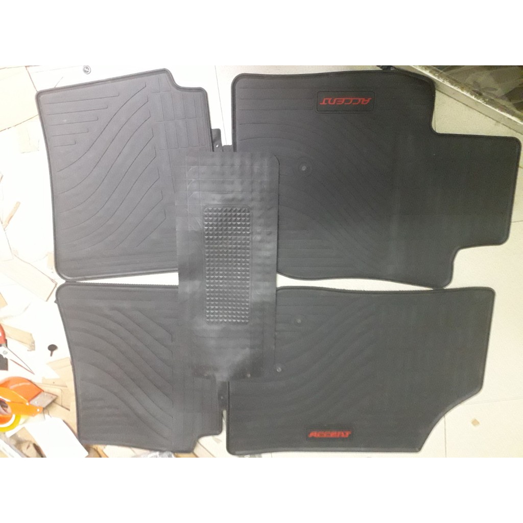 Thảm trải sàn Vân sọc theo xe Accent các form xe 2010-2020