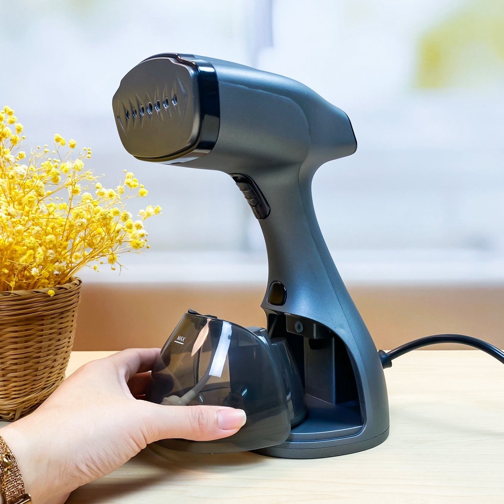 Bàn Là Hơi Nước Cầm Tay Lebenlang Đức LBD528G Màu ghi Sang Trọng