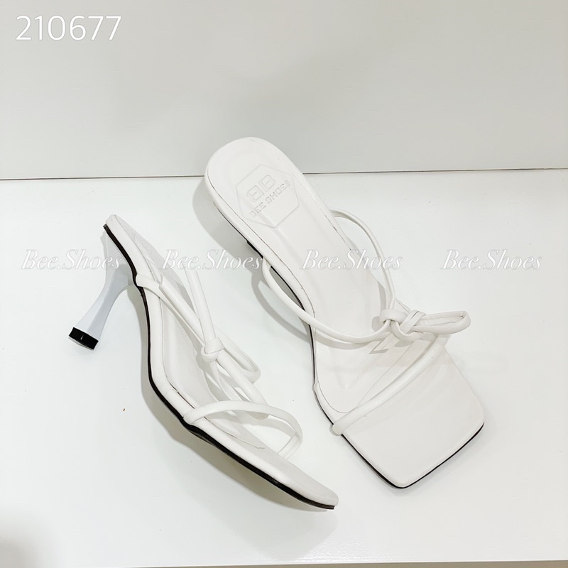 BEESHOES- GUỐC NỮ THỜI TRANG DA MỀM QUAI NƠ GÓT NHỌN - DÉP GUỐC THỜI TRANG DỄ ĐI CAO 5 PHÂN SẴN MÀU ĐEN KEM TRẮNG 210677