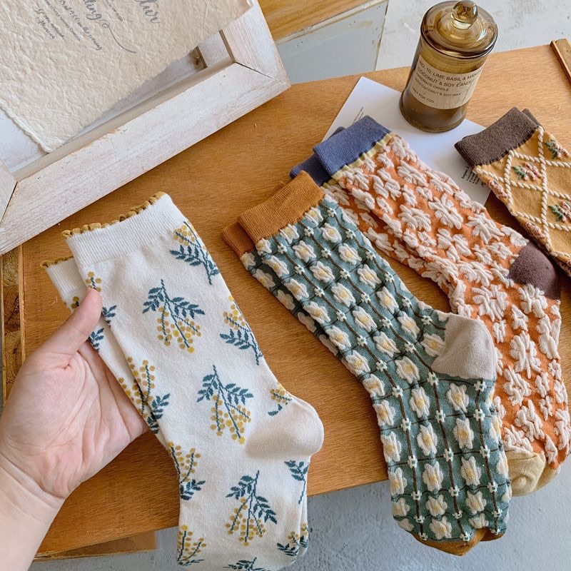 [HÀNG CÓ SẴN] TCC1 - Tất vớ cao cổ nữ hoạ tiết vintage hoa nhí