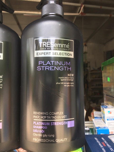 DẦU GỘI ĐẦU TRESEMME PLATINUM STRENGTH 650ml