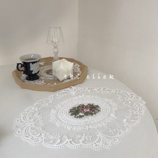 Thảm Ren Trải Bàn Họa Tiết Thêu Xinh Xắn
