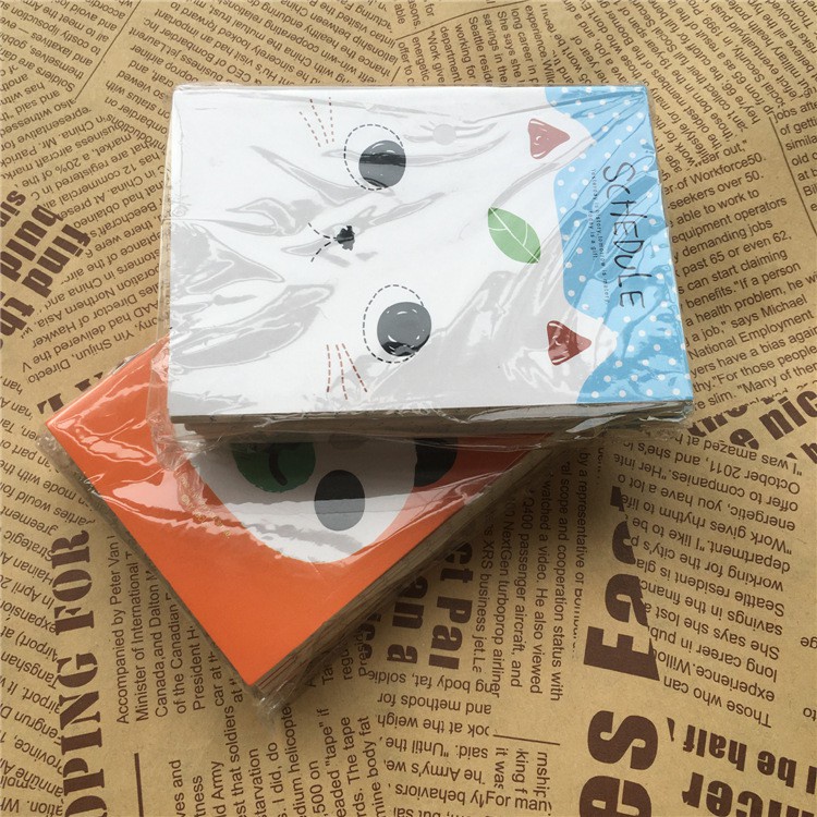 Sổ Tay Mini In Họa Tiết Hoạt Hình Dễ Thương Giao Màu Ngẫu Nhiên 32 Trang