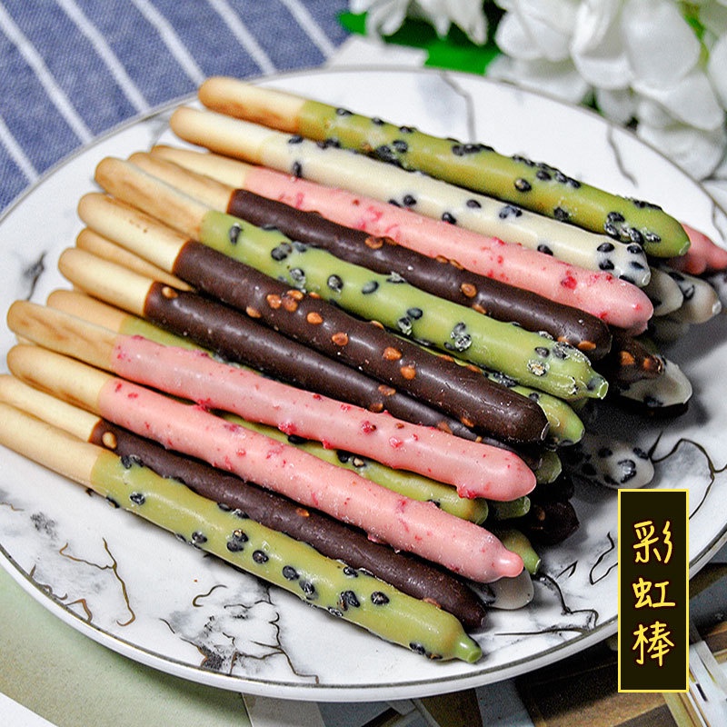 [Mã mới ]- [Siêu ngon]  Bánh que Socola 4 vị Matcha/Việt quất/Matcha/Dâu tây 150gr tặng kèm đồ chơi