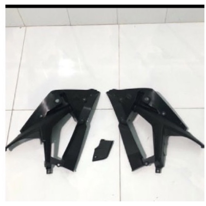 Cặp cánh én trong Winner V1 (có bán lẻ)