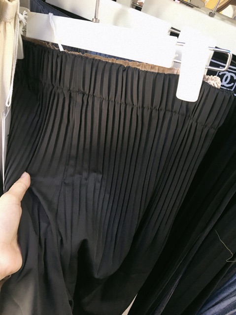 Quần baggy dập li LINH RUBI STORE dáng dài rộng cạp chun bo gấu Q032