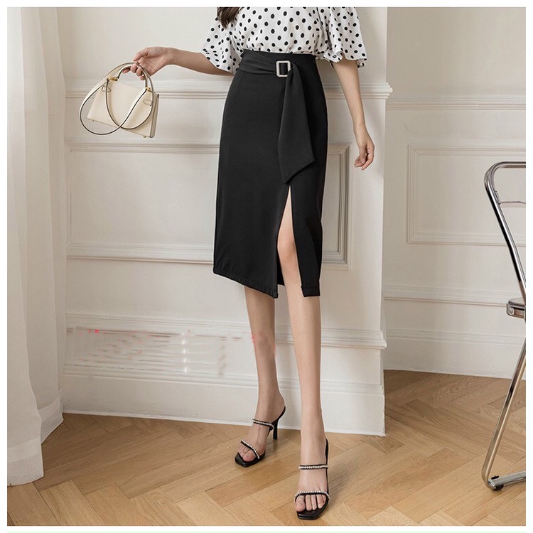 Chân váy xẻ tà trước đính nơ sang chảnh | BigBuy360 - bigbuy360.vn