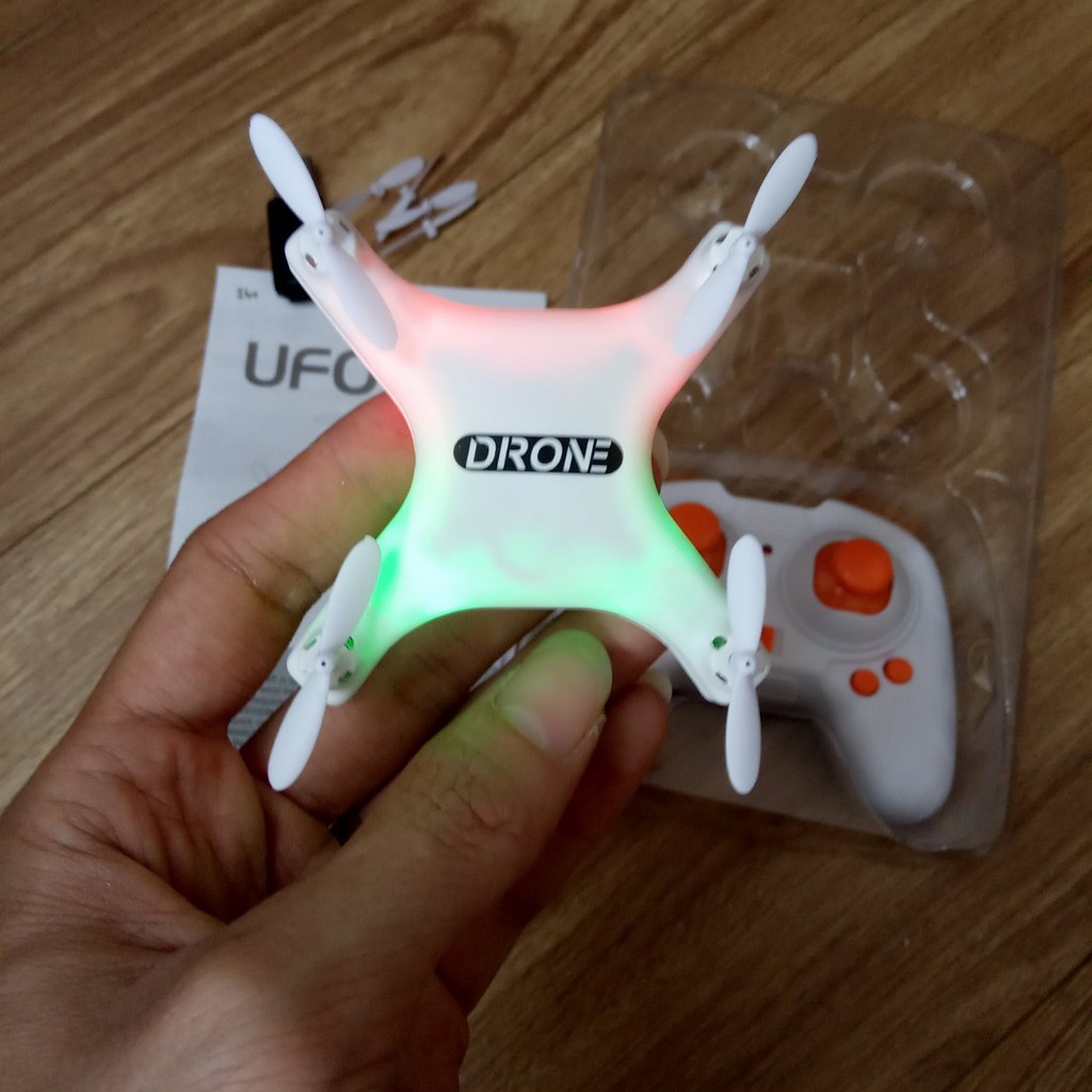 Máy bay điều khiển từ xa 4 cánh Drone mini giá rẻ, lộn vòng 360 độ, nút tự bay về