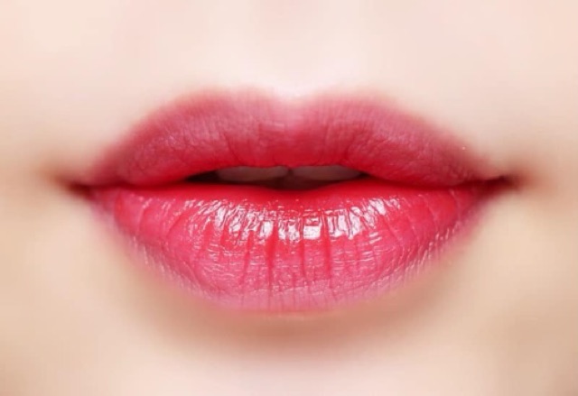 Son thỏi THEFACESHOP Collagen Ampoule Lipstick Màu số 12