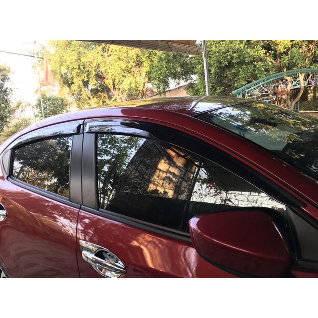 Vè che mưa xe Mazda 2 đời 2015- 2016 2017 2018 2019 2020 2021, 2022- Hàng nhựa đen nhập khẩu Thái Lan
