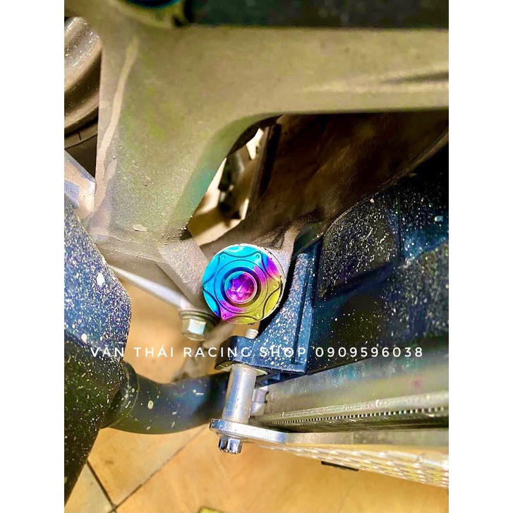 Ốc Nắp Nhớt TITAN GR5 gắn dòng xe HONDA như VARIO - CLICK , VISION , AB125/150 , SHmode , PCX , Sonic , Winner ...