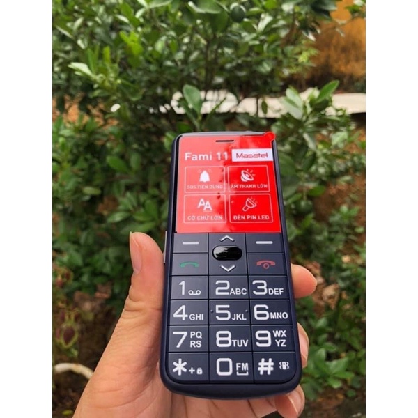 điện thoại Masstel fami11 DÀNH CHO NGƯỜI GIÀ loa to,chữ to,pin khỏe - hàng mới bảo hành 12 tháng