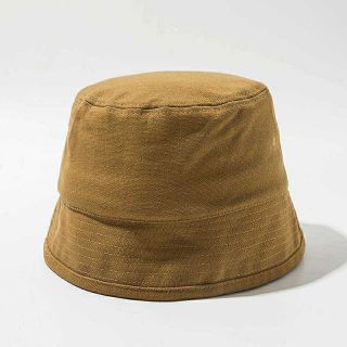 Mũ bucket sụp vành cá tính
