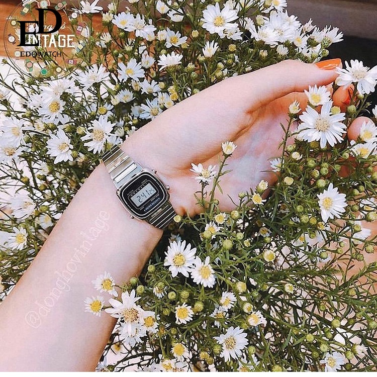 Đồng Hồ Nữ  đeo tay, dây kim loại LA 670, vòng tay cuff ,thiết kế thời trang, đẹp, phiên bản mini huyền thoại VDD03