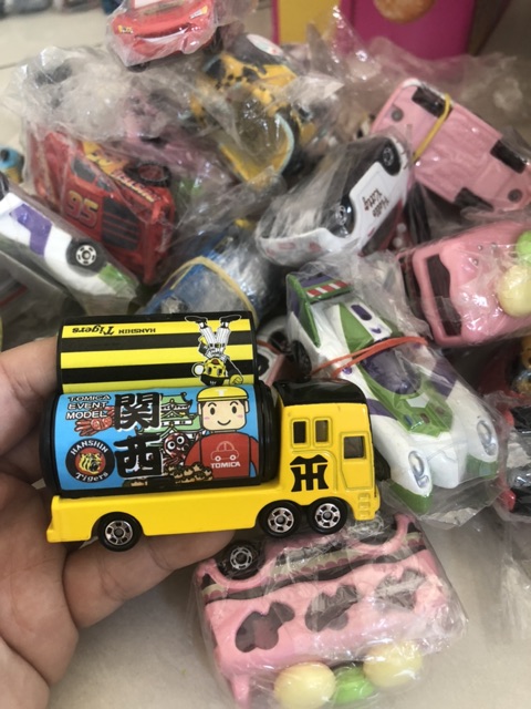 Mô hình Tomica Disney