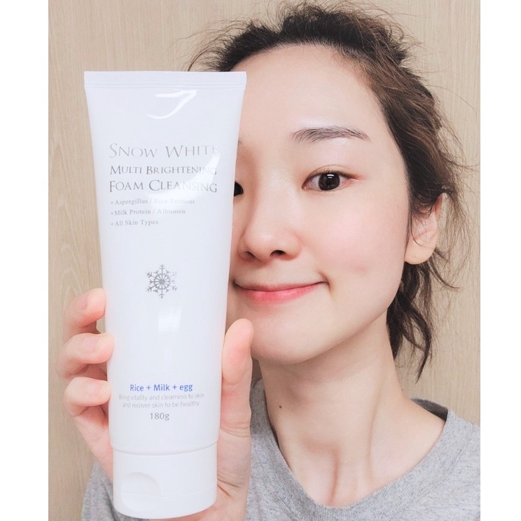 Sửa rửa mặt dưỡng ẩm, trắng da thu nhỏ lỗ chân lông Beauty Recipe Snow White Multi Brightening Foam Cleansing 180g x 2 tuýp