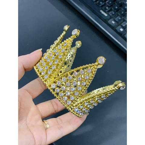 Vương miện nhọn to nhựa (đk 7.6cm)