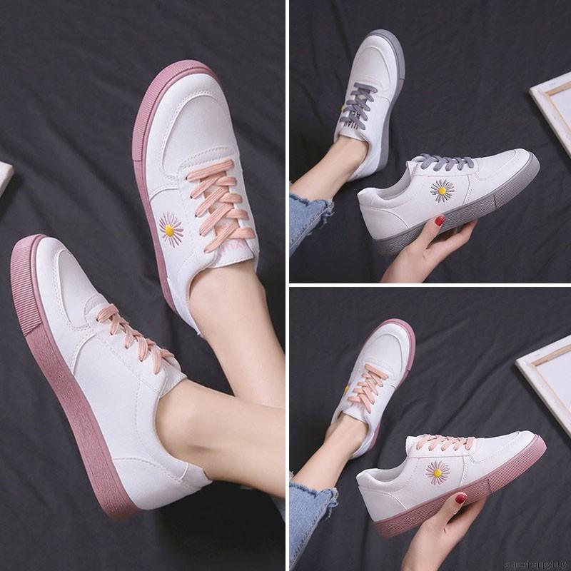 Giày Thể Thao Nữ Đế Mềm In Hình Hoạt Hình Thời Trang | BigBuy360 - bigbuy360.vn