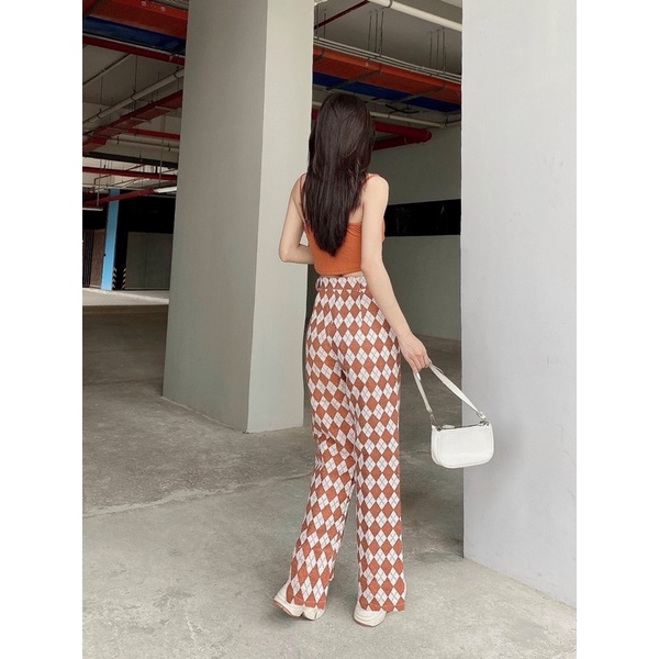 SET ÁO NÂU RÚT DÂY CỘT CỔ + QUẦN CARO NÂU SUÔNG