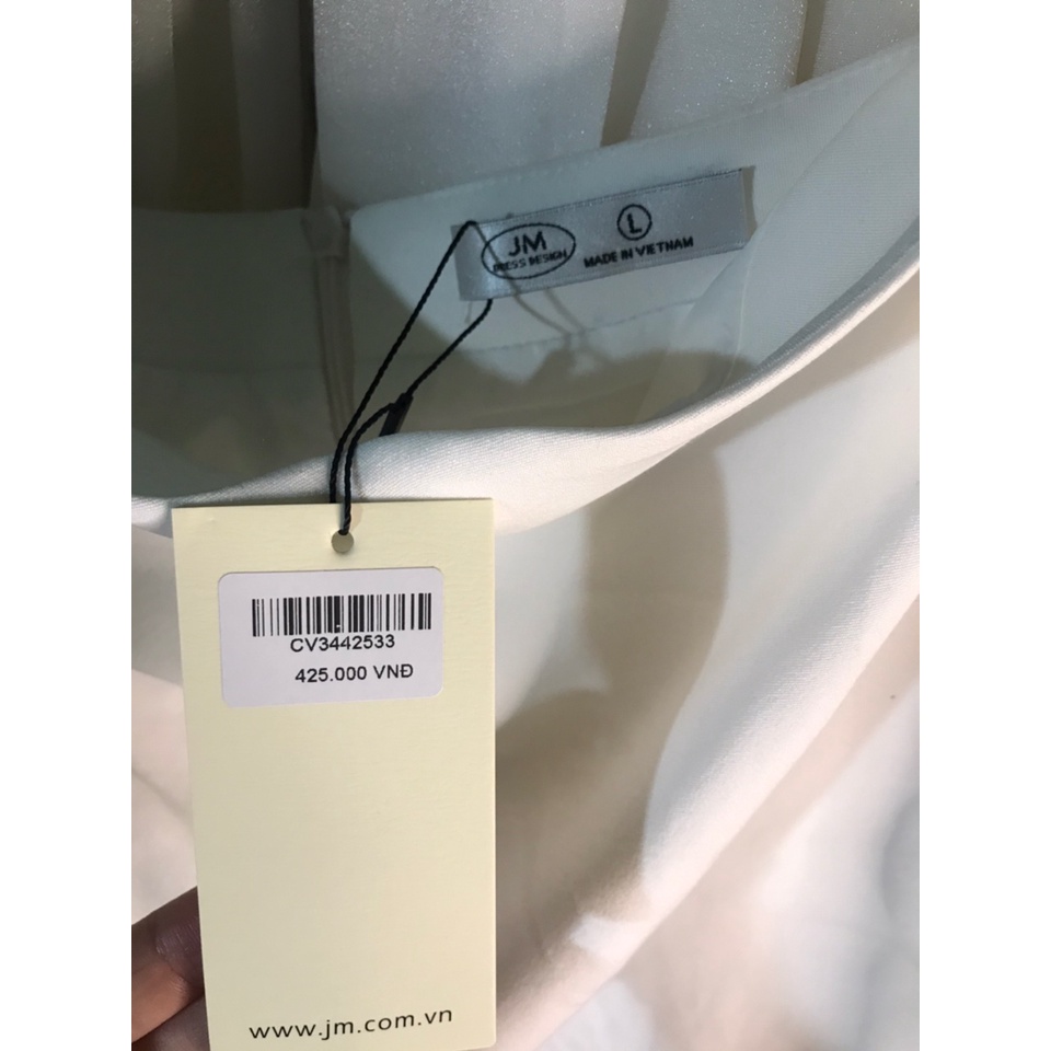 Pass chân váy trắng JM size L newtag