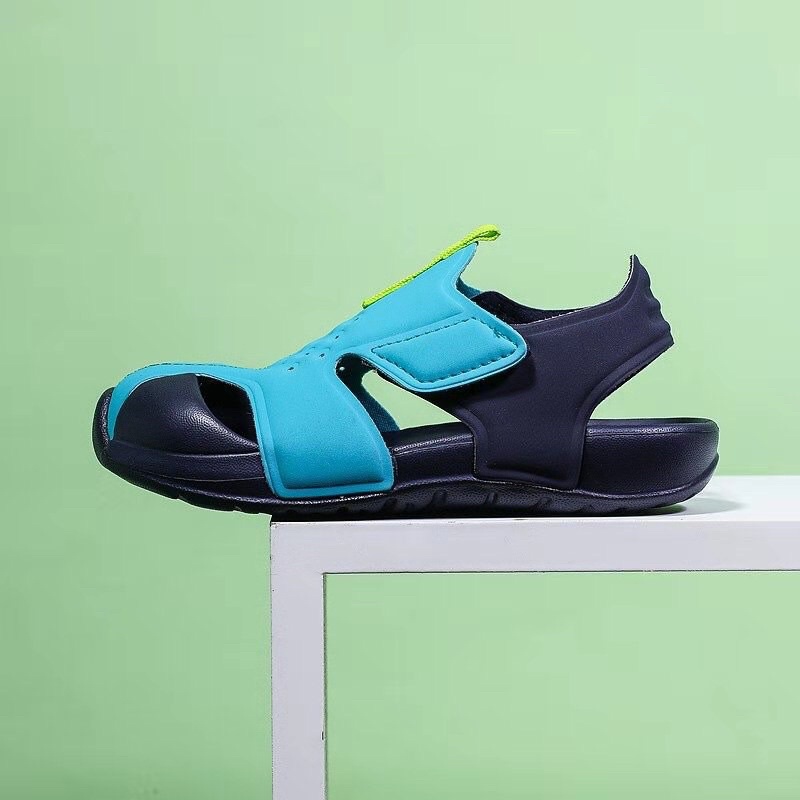 Sandal giọ cho bé