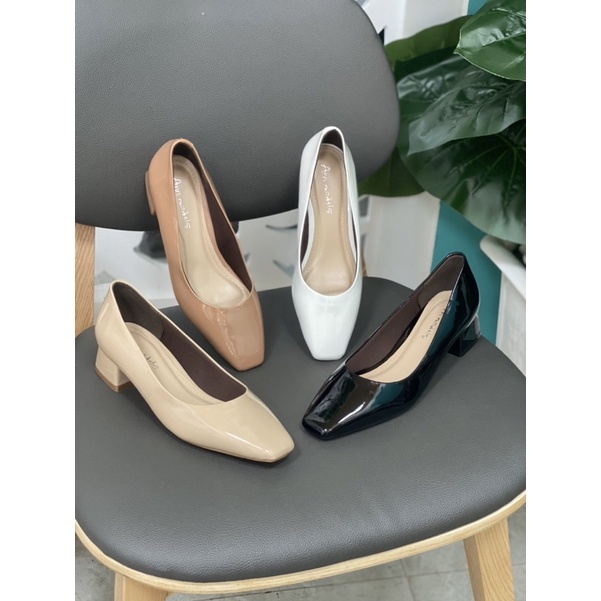 Giày cao gót 3 phân mũi vuông Annmodels gót vuông chất liệu xi bóng cao cấp kiểu dáng bassic phong cách công sở_A3005XB