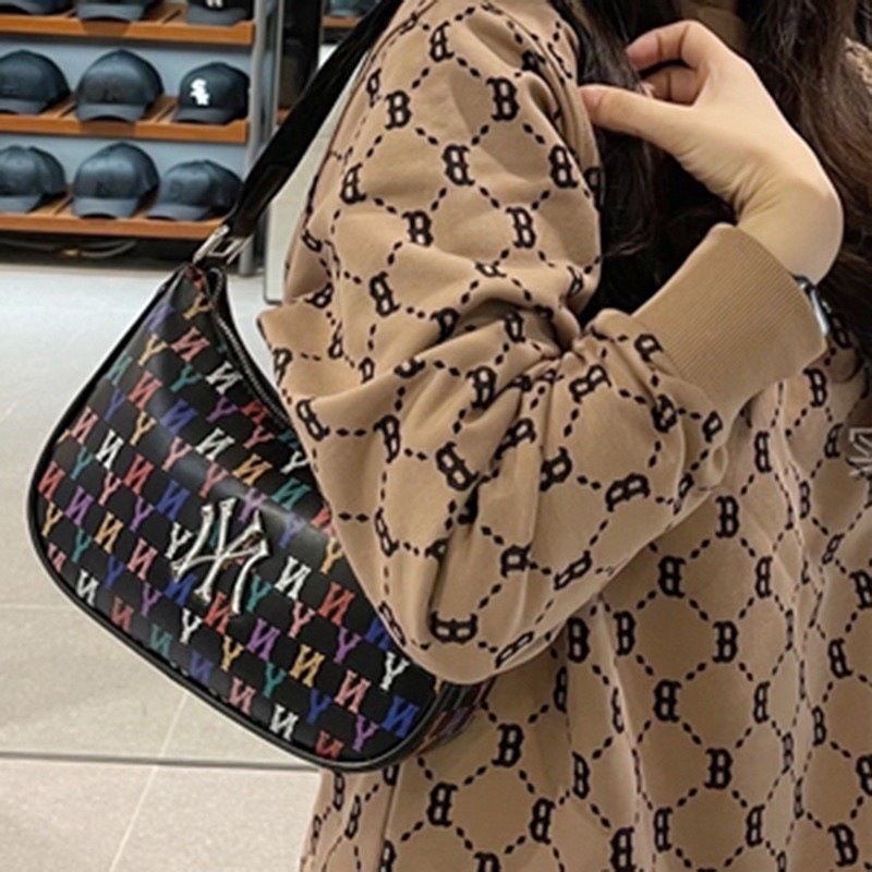 (Tqxk 1:1) Túi kẹp nách T//Q//X//K đen logo nhiều màu