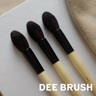 BOBBI BROWN POWDER ( CỌ PHỦ PHẤN )