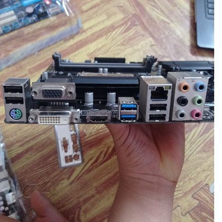 Mian GA - B85 - DH3 . socket 1150/ 4khe ram ddr3 .Nguyên zin bao tes.chặn đầy đủ