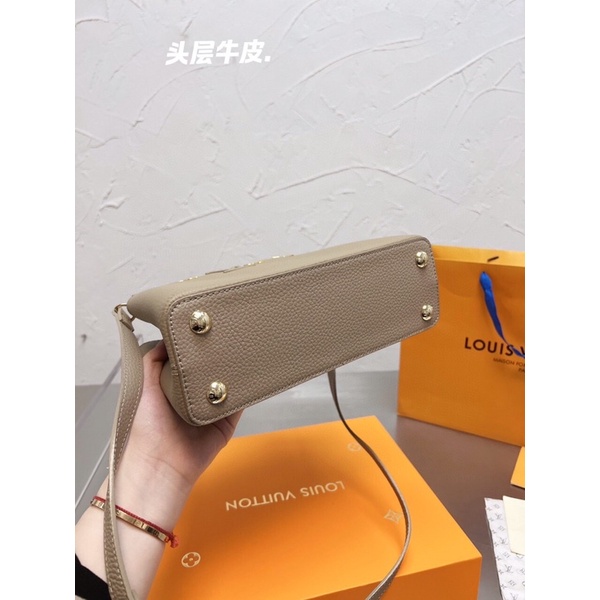 Túi xách Lóuisvuitton capucines sz 27 da bò hàng order trung