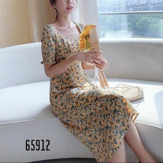 Mẫu mới đầm xòe lụa hoa vàng cổ vuông siêu hot - d1261