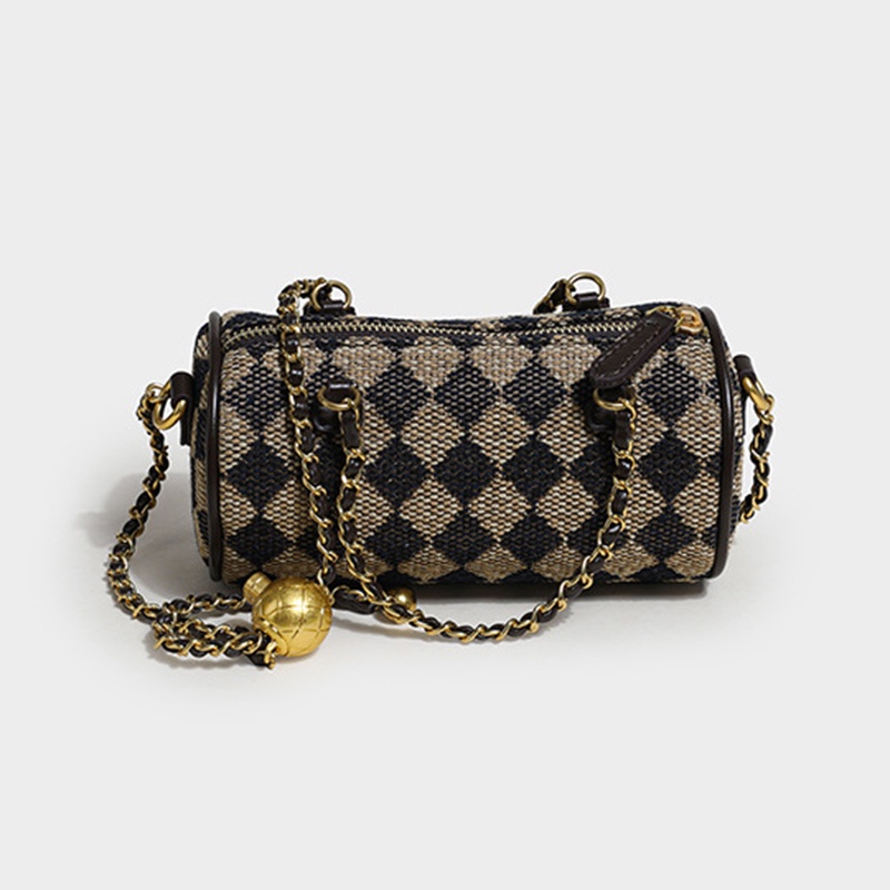 Túi đeo chéo IELGY hình trụ in sọc caro phối dây xích sành điệu