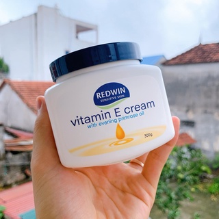 Kem dưỡng da vitamin E Redwin Cream Úc