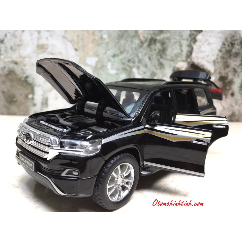 Mô hình xe TOYOTA Land Cruiser 2018 1:32