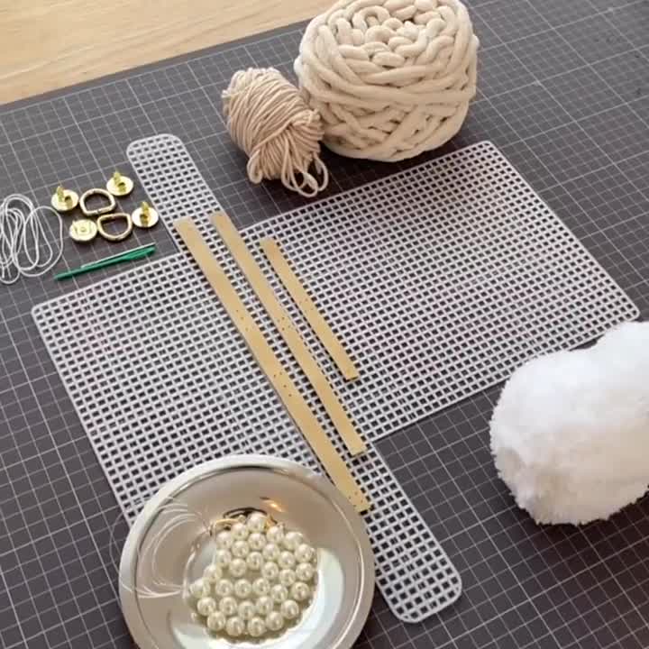 Túi đeo chéo tự đan handmade thời trang Pom Pom - Phụ kiện đan túi HAVAKI | BigBuy360 - bigbuy360.vn