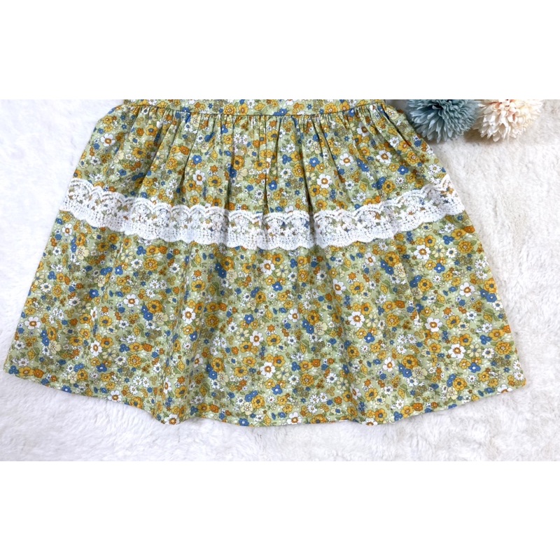 Đầm bé gái,váy xòe trẻ em phối ren ,BITIKIDS, họa tiết hoa nhí xanh kate cotton size 0 đến 5 tuổi.