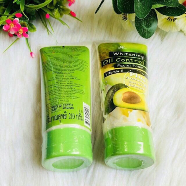 Sữa Rửa Mặt Bơ Aron Thái Lan 210g