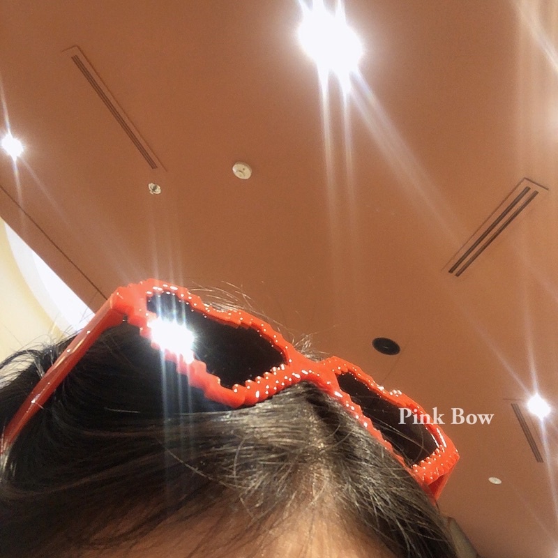 Mắt Kính Nhựa Độc Lạ Hình Trái Tim Kim Tuyến/Trái Cherry Đủ Màu Sắc Cute