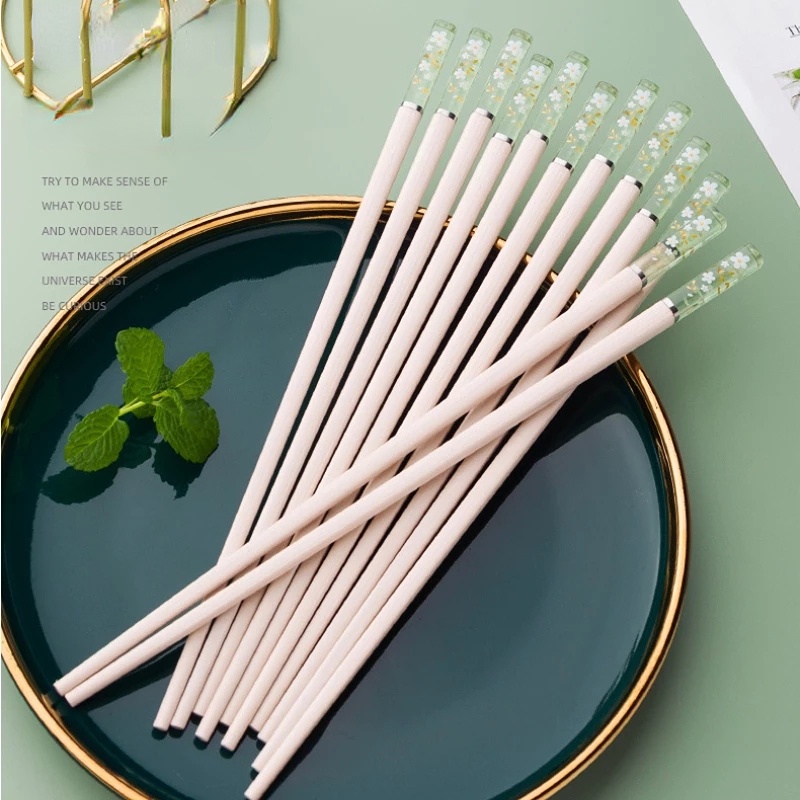 Đũa Hợp Kim Chống Trượt Chống Nấm Mốc Họa Tiết Hoa Anh Đào Tinh Tế