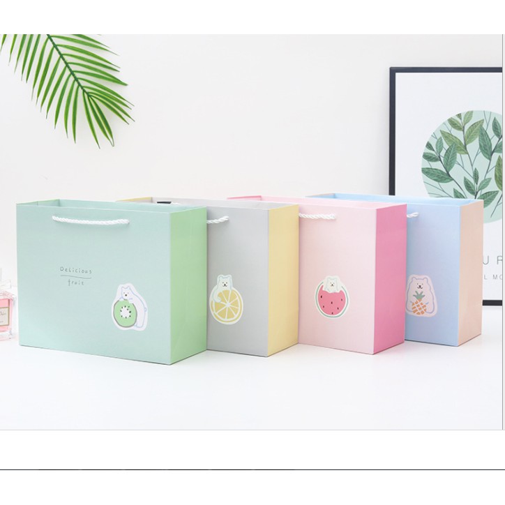 Túi quà giấy đẹp,Túi đựng quà có dây xách cầm tay dùng trong sự kiện ,ngày lễ - SP005186