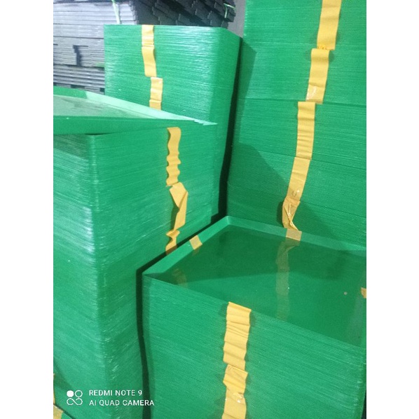 Set 10 khay nhựa lót chậu cây kích thước 50x50x3cm