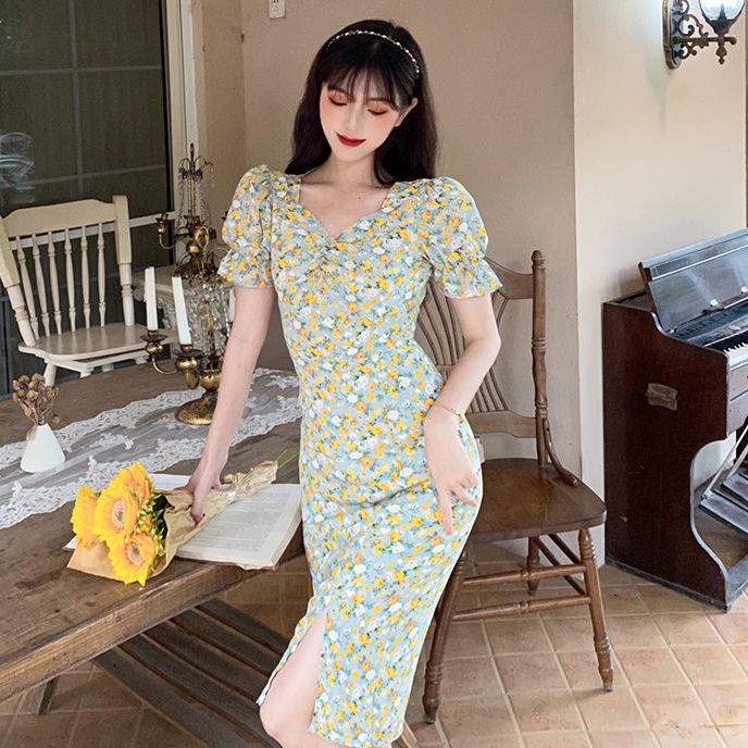 Đầm hoa xẻ tà eo cao phong cách Pháp thời trang mùa hè mới 2022
