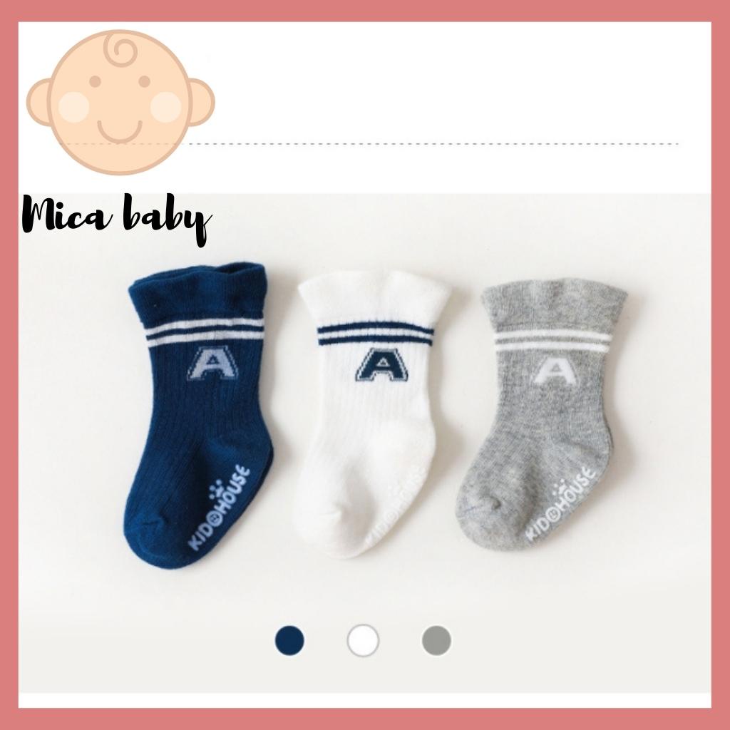 Set 3 đôi tất cao cổ chống trượt kiểu dáng thể thao cho bé Mica baby T23