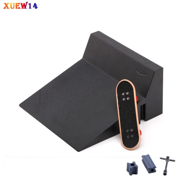 Set Ván Trượt Ngón Tay Mini Kèm 6 Ván Trượt Mini Cho Bé